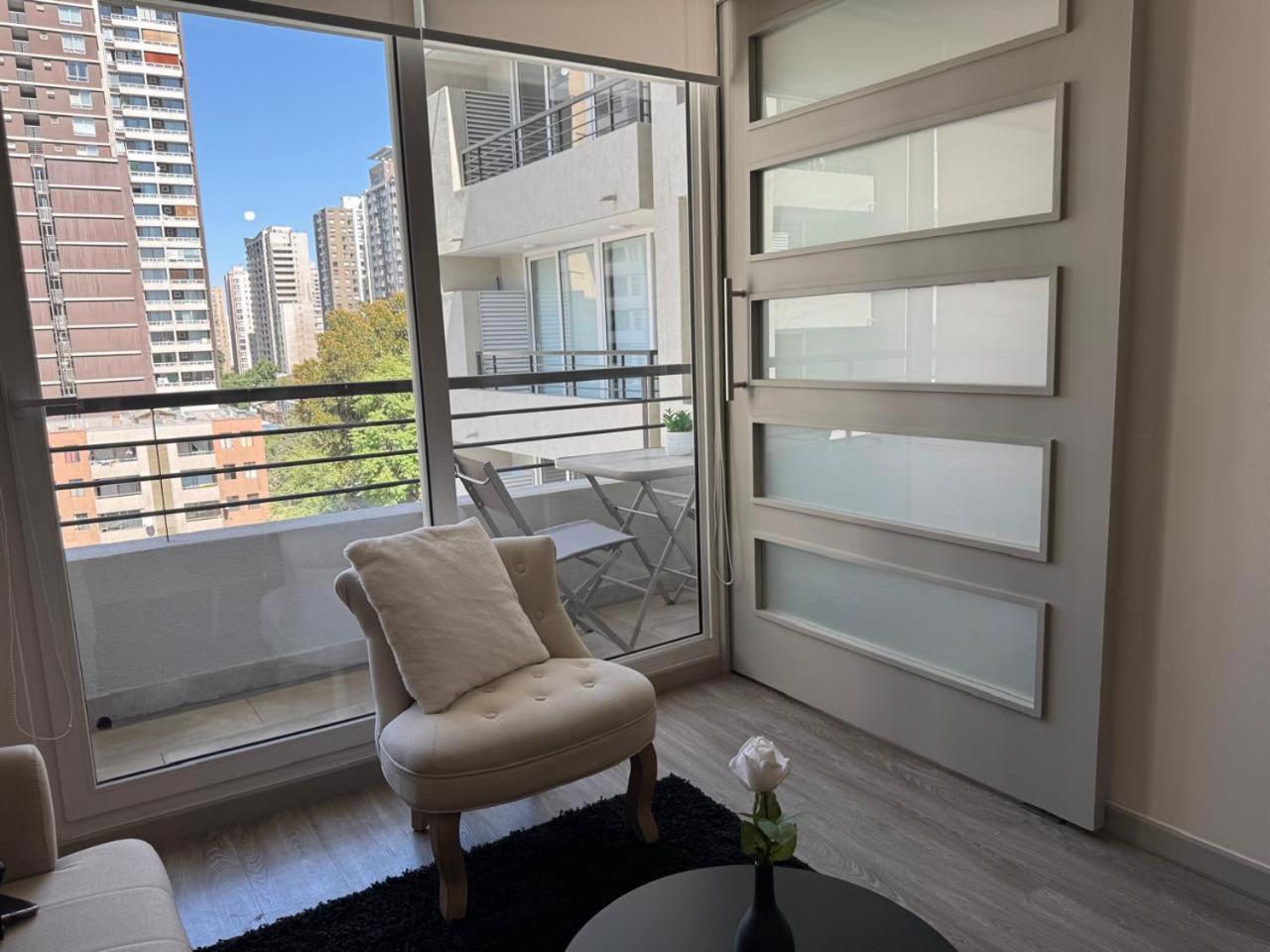 Hom I Nuevo Y Confortable Depto 2pax Apartamento Santiago